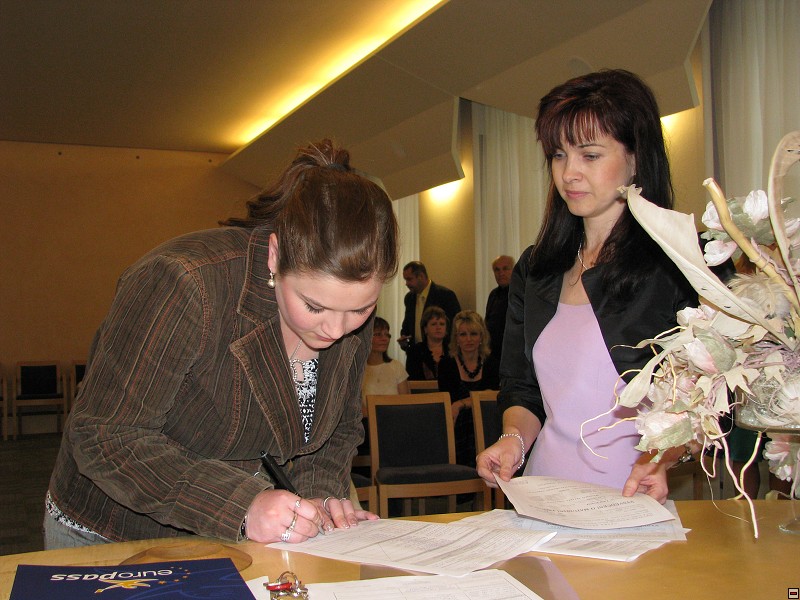img00032.jpg