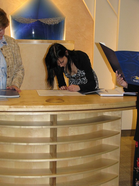 img00085.jpg