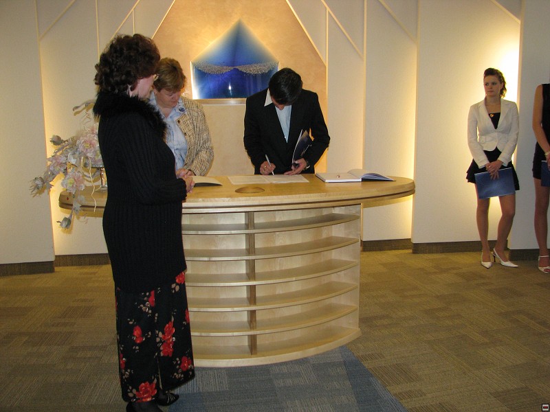 img00102.jpg