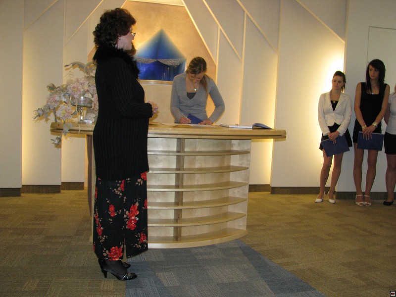 img00106.jpg