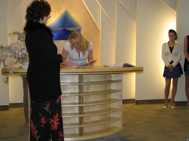 img00108.jpg