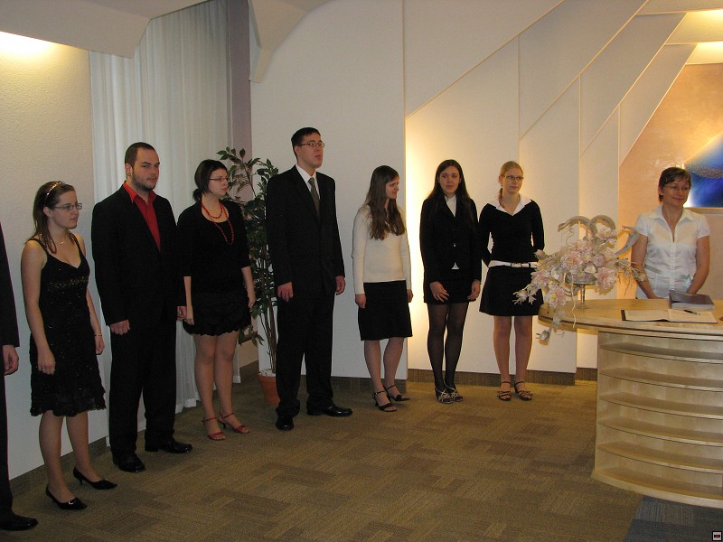 img00137.jpg