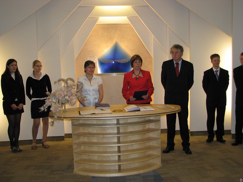 img00138.jpg