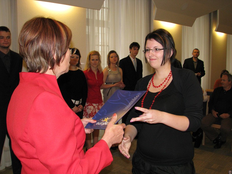 img00168.jpg