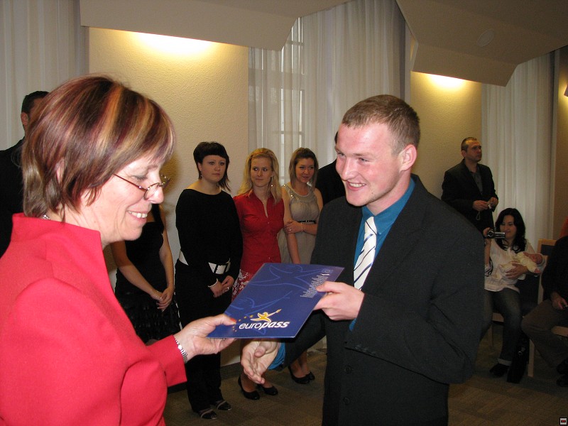 img00182.jpg