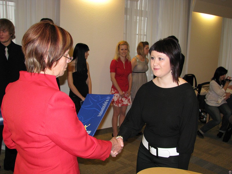 img00192.jpg