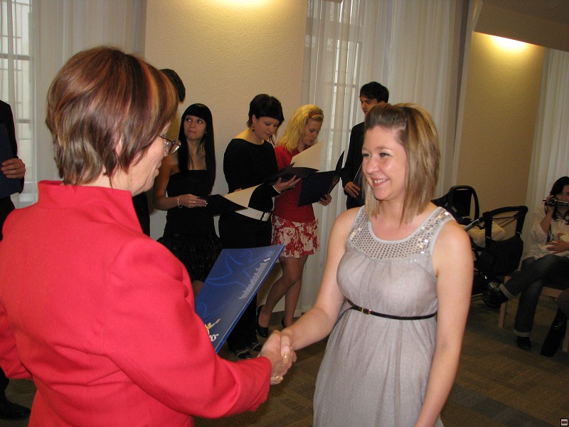 img00196.jpg