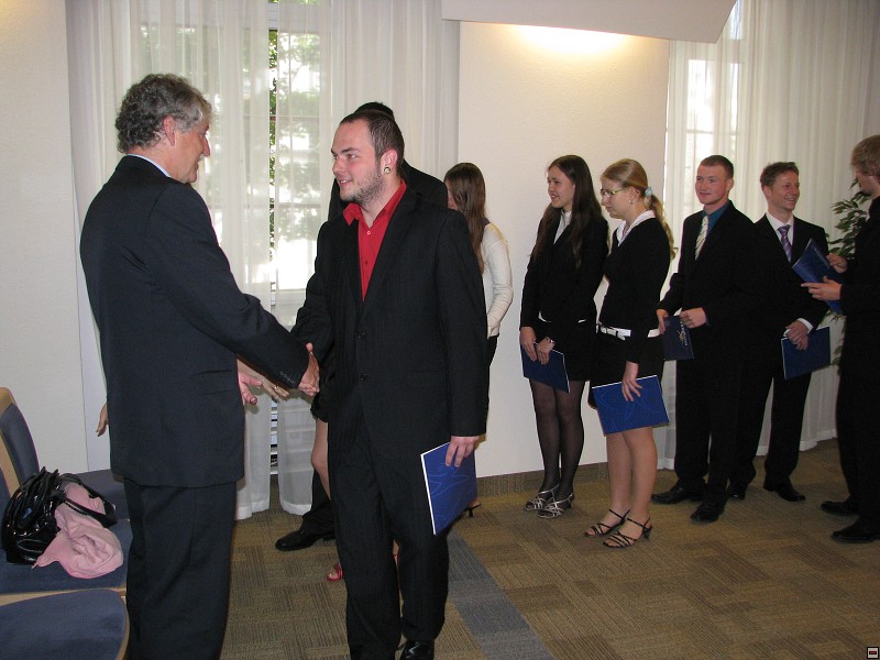 img00203.jpg