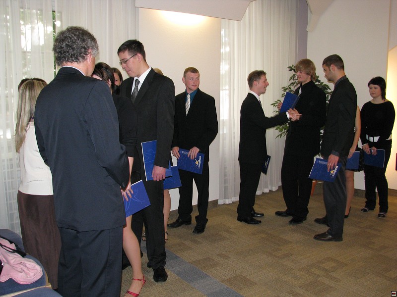 img00204.jpg