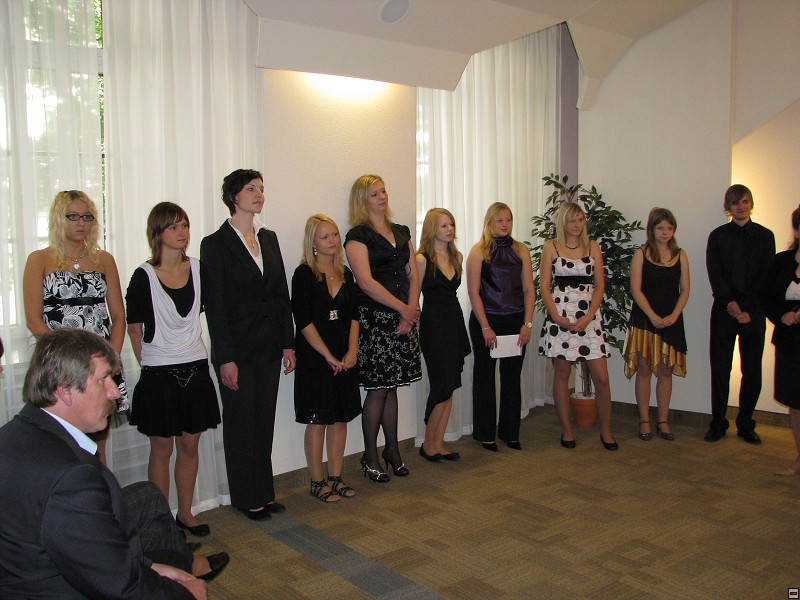 img00225.jpg