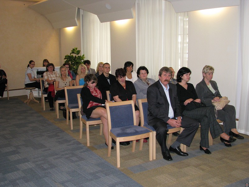 img00227.jpg