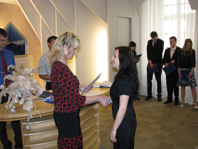 img00237.jpg