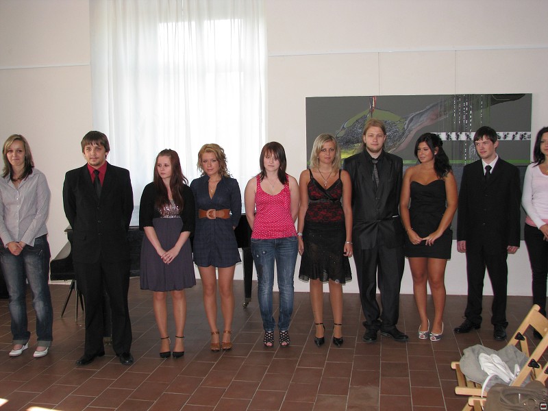 img00004.jpg