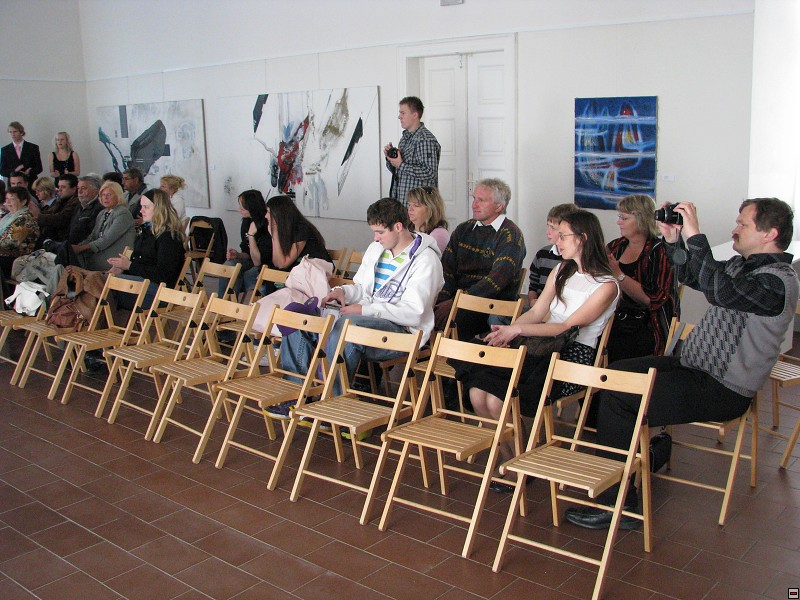img00009.jpg