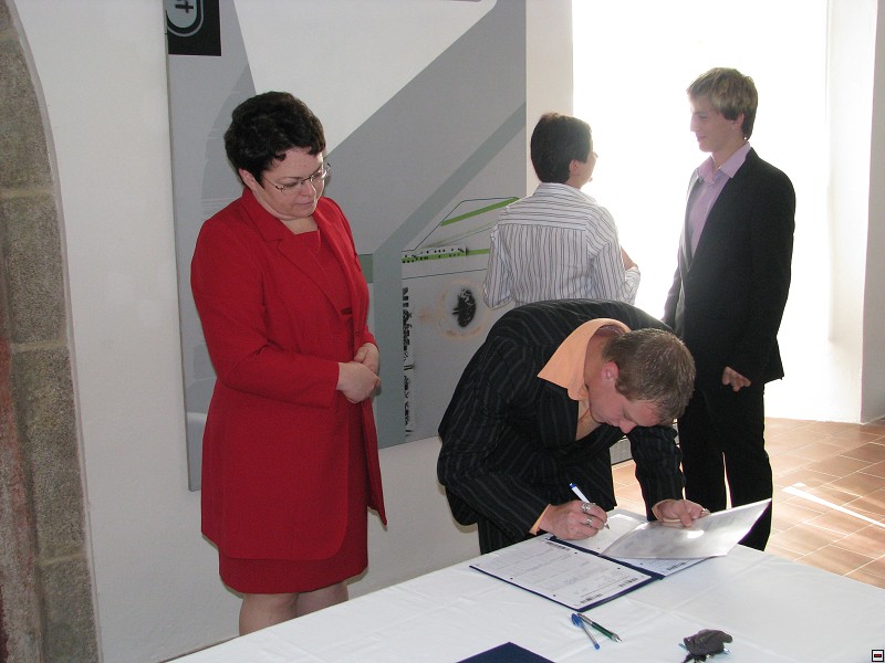 img00067.jpg