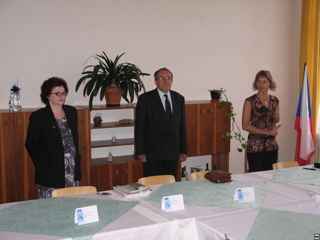 img00002.jpg