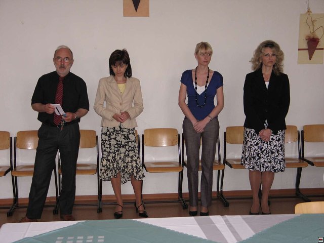 img00003.jpg