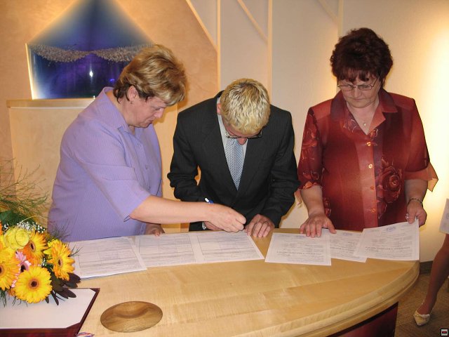 img00076.jpg