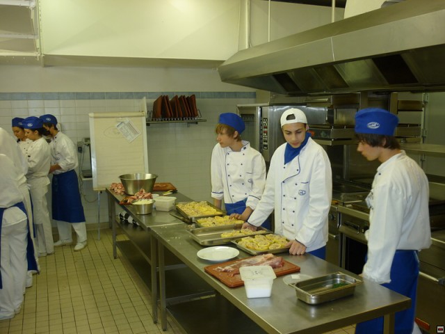 img00013.jpg