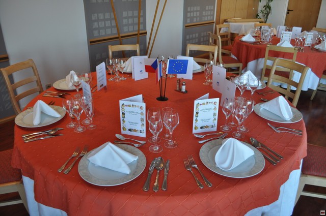 img00014.jpg