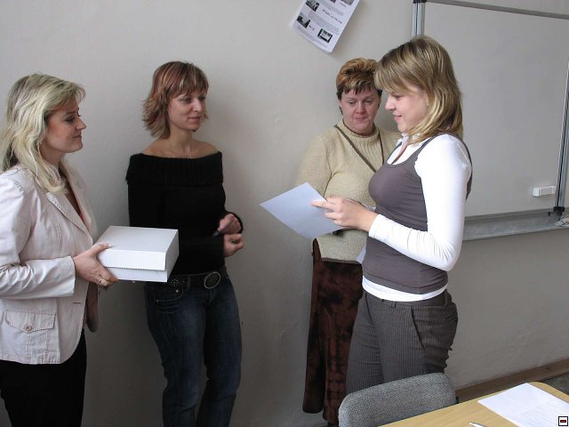 img00032.jpg