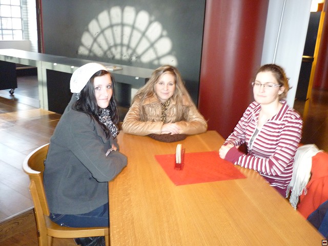 img00009.jpg